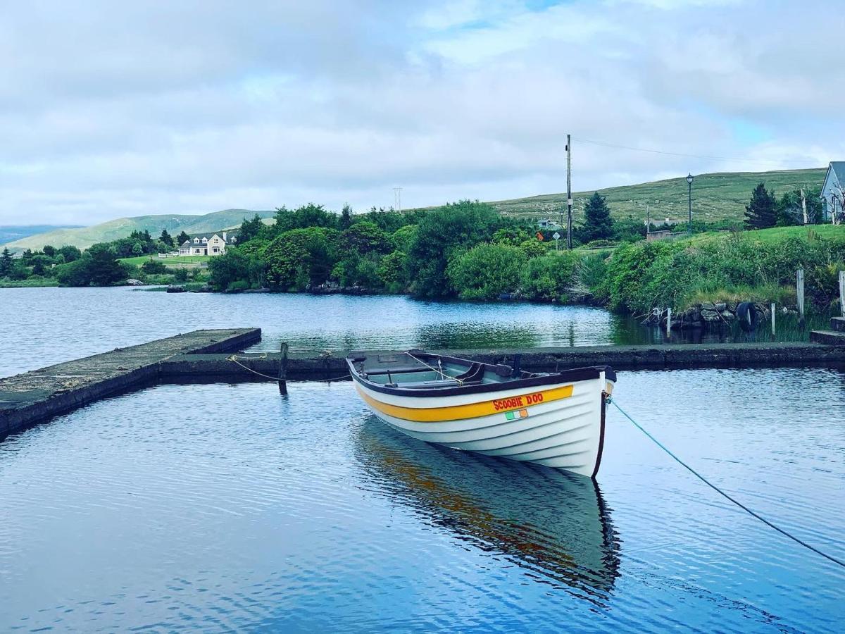 The Lake House Dungloe Exterior photo